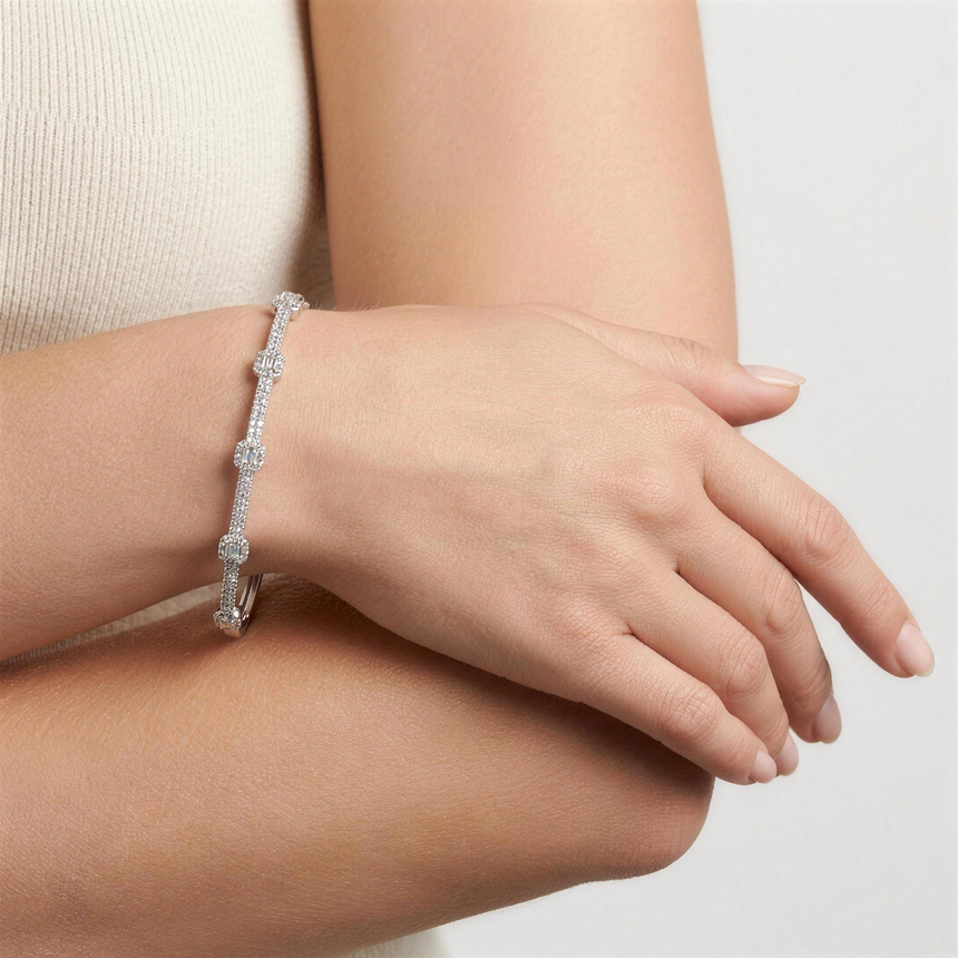 0.52CT Diamond Baguette bangle