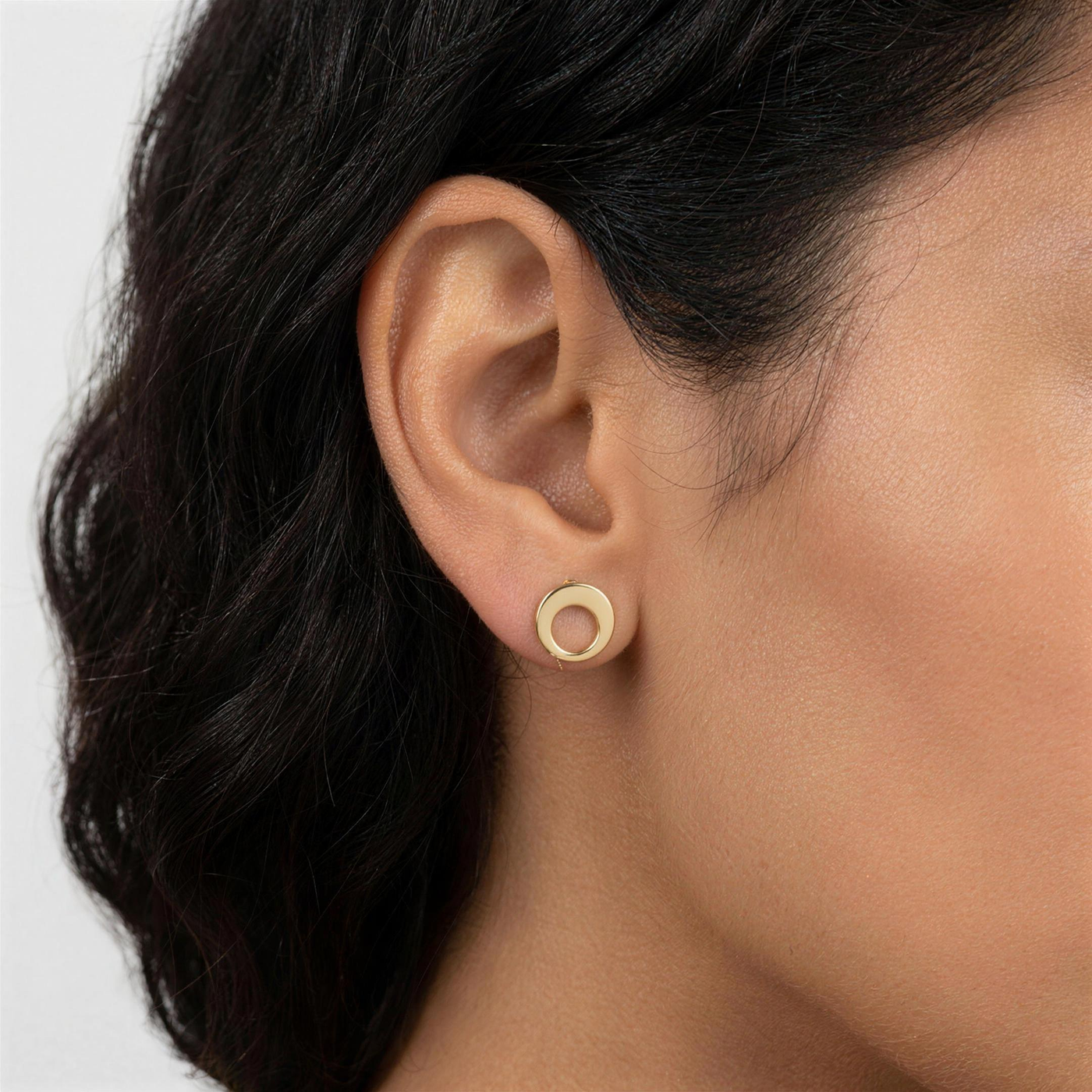 Cheery Circle Stud Earring