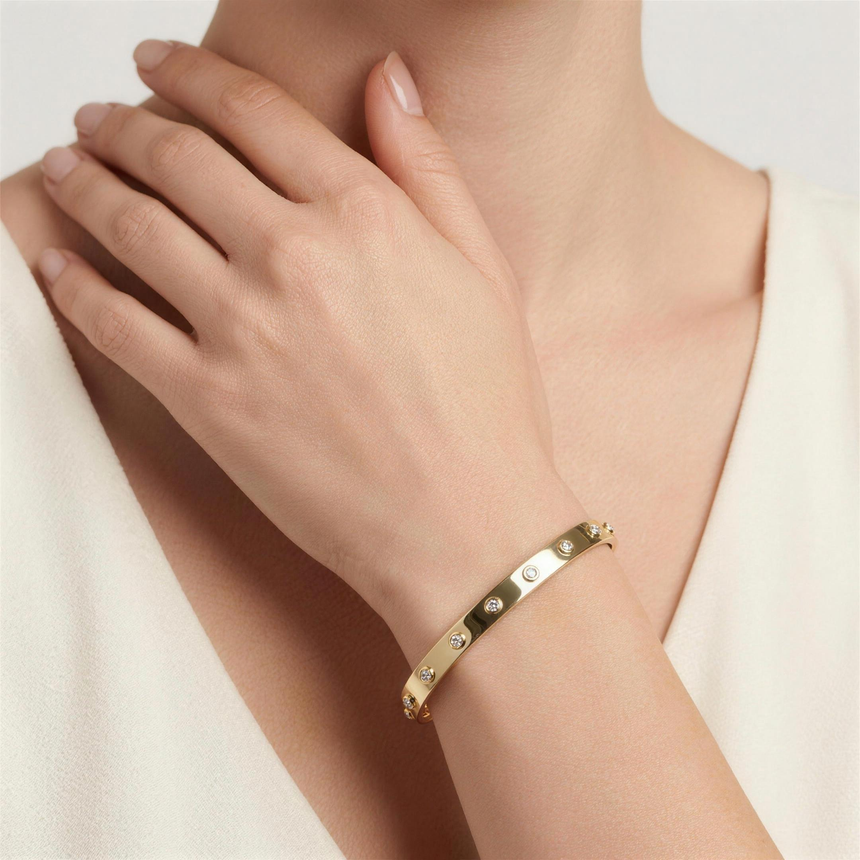 0.32ct Diamond Bezel Latch Lock Bangle