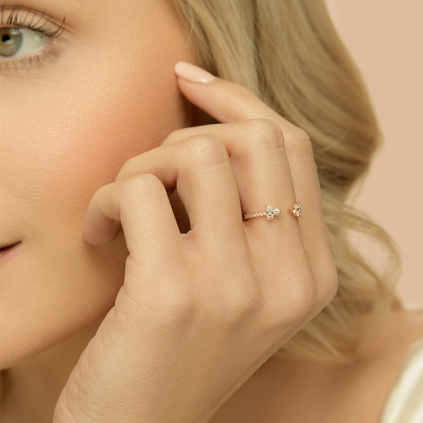 Open Diamond Cluster Ring