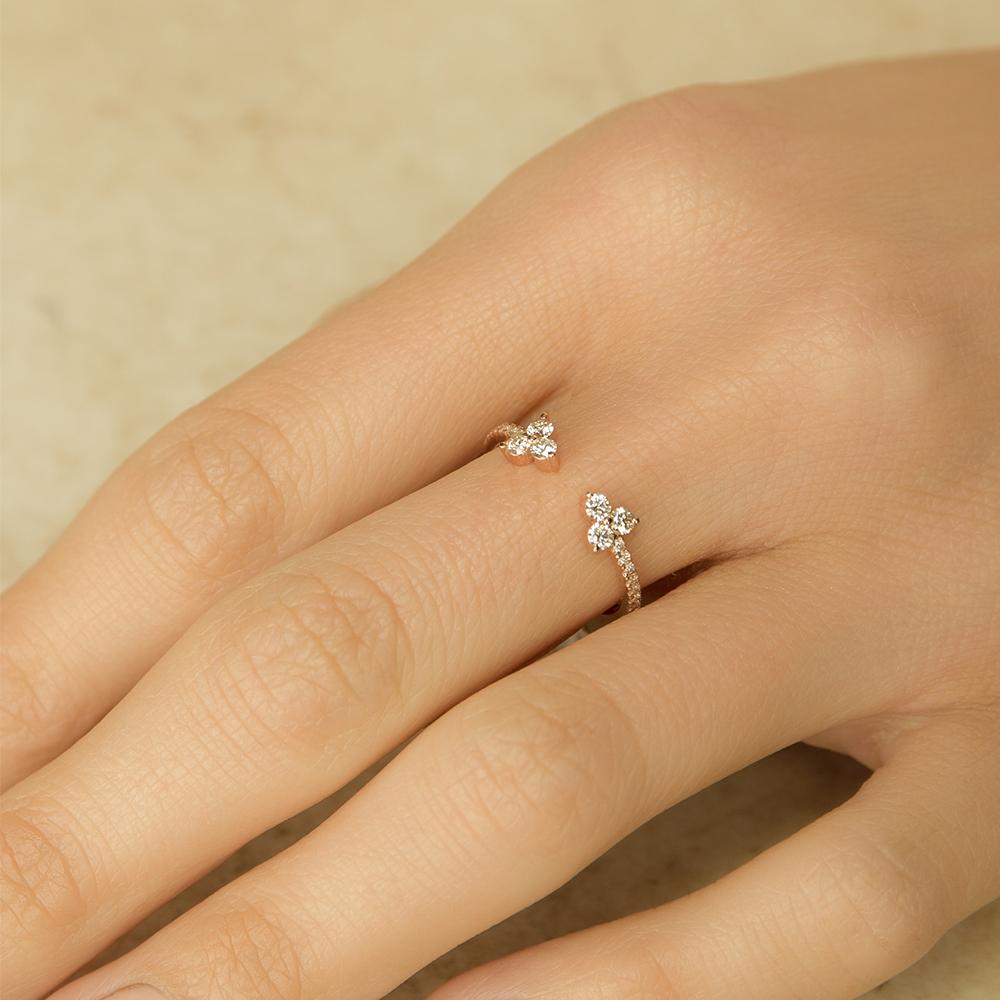 Open Diamond Cluster Ring
