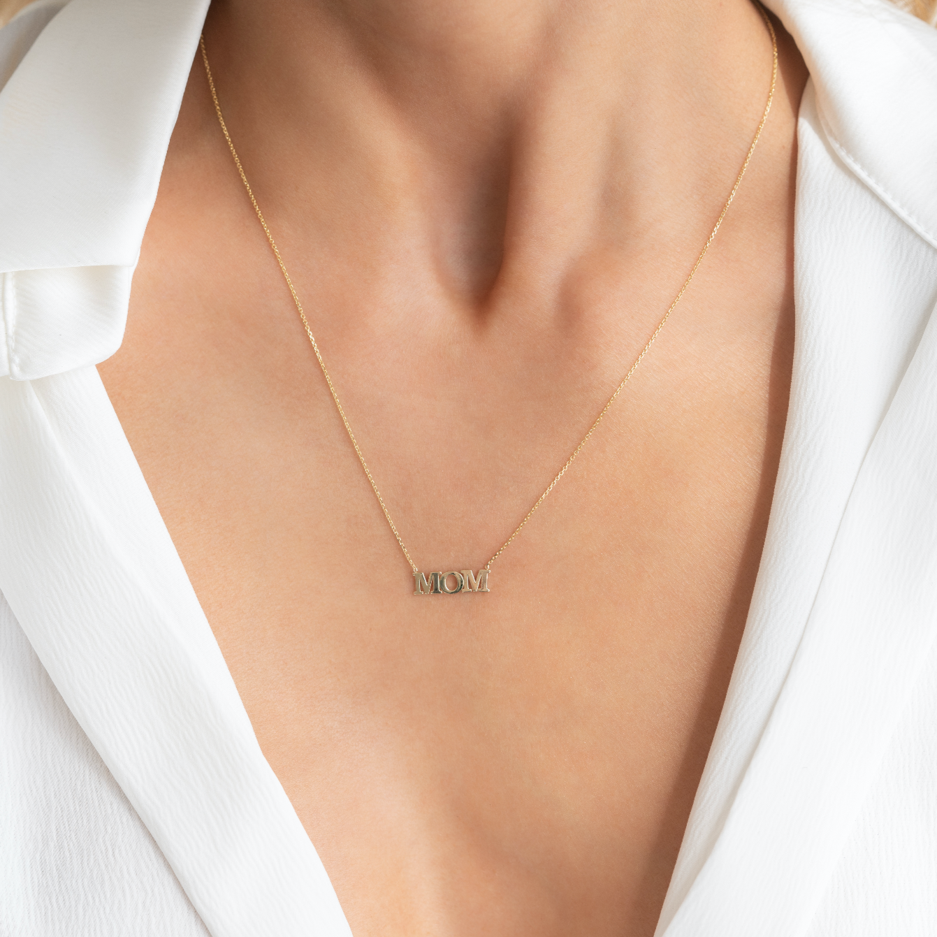 MOM 14K Gold Nameplate Necklace