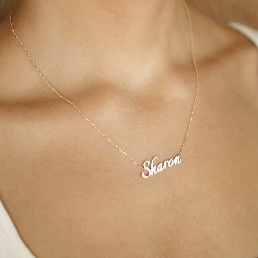 One Name 14k Gold Nameplate Necklace